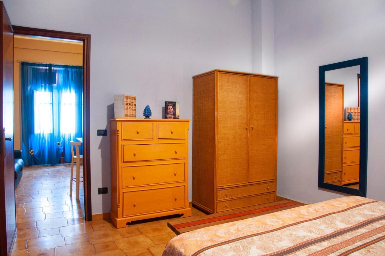 Casa Liberta Apartment กัสเตลลัมมาเร เดล โกลโฟ ภายนอก รูปภาพ