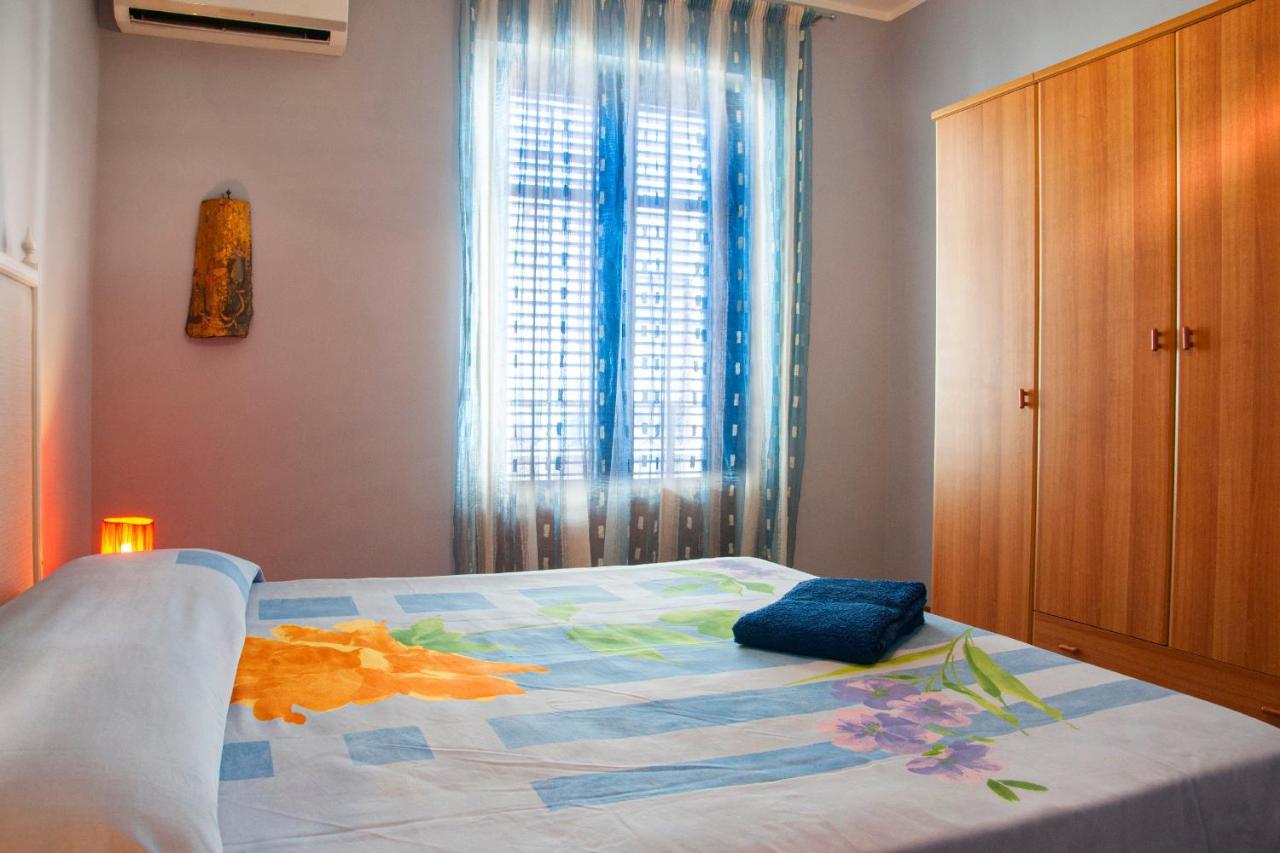 Casa Liberta Apartment กัสเตลลัมมาเร เดล โกลโฟ ภายนอก รูปภาพ